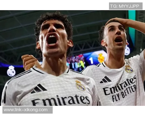 17岁卡尔社媒表态想加盟皇马引发争议球迷怒斥叛徒和疯子言论