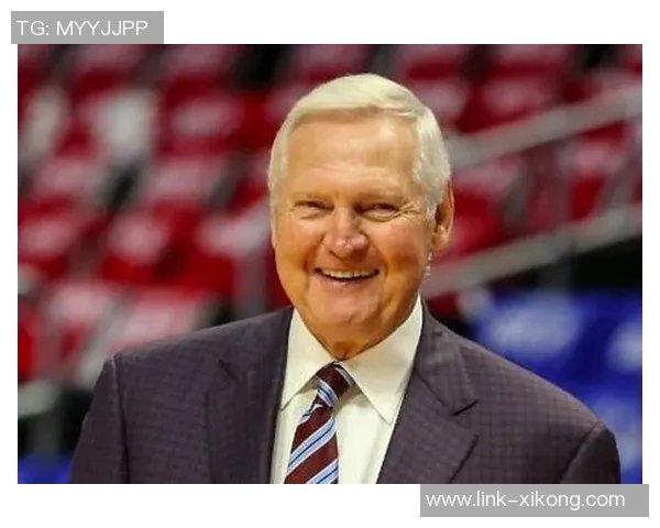 莱昂纳德赛后更衣室拒绝采访引发媒体热议与球迷关注